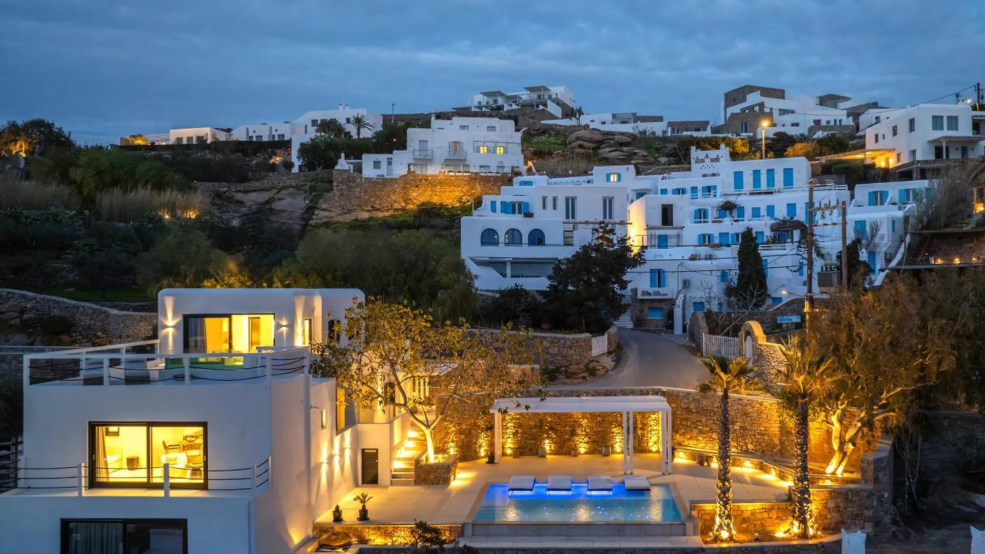 Apartahotel Numi Suites Mykonos Town Grecia