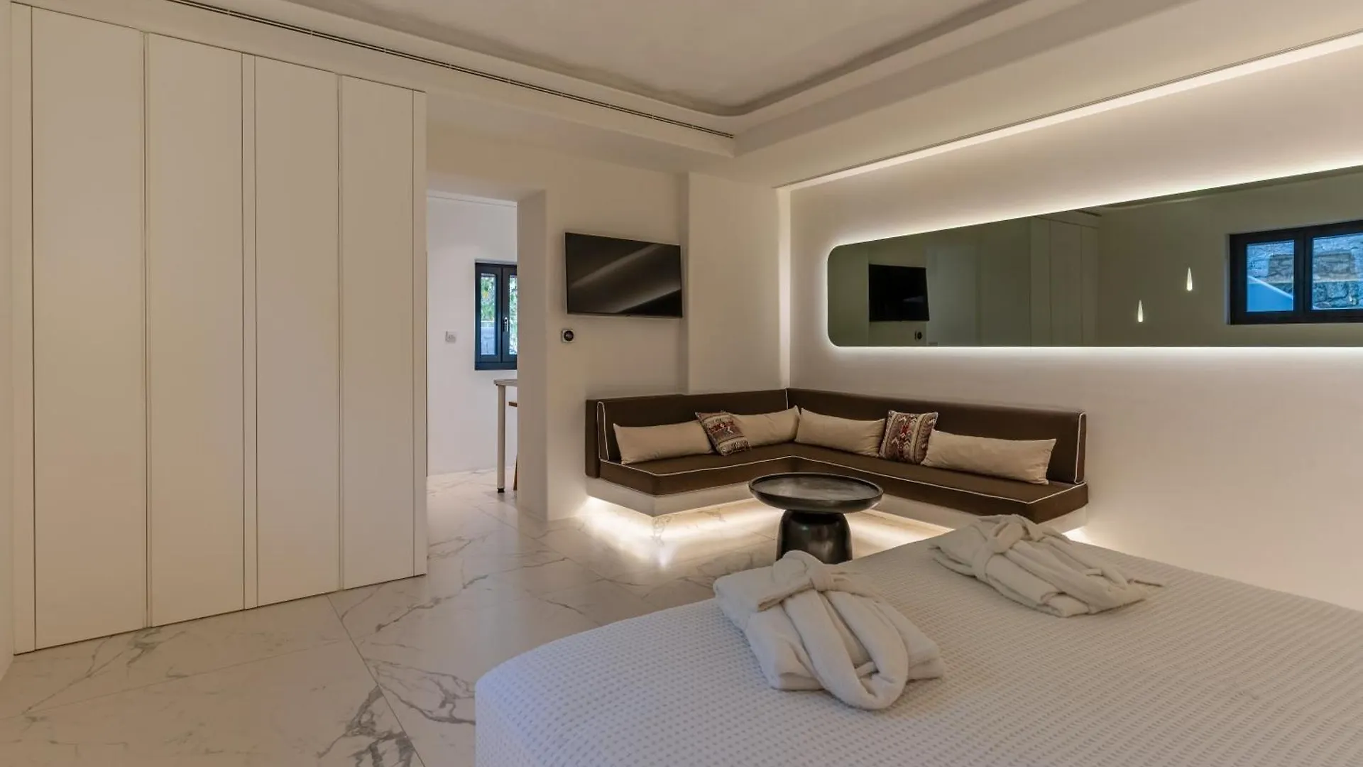 Apartahotel Numi Suites Mykonos Town