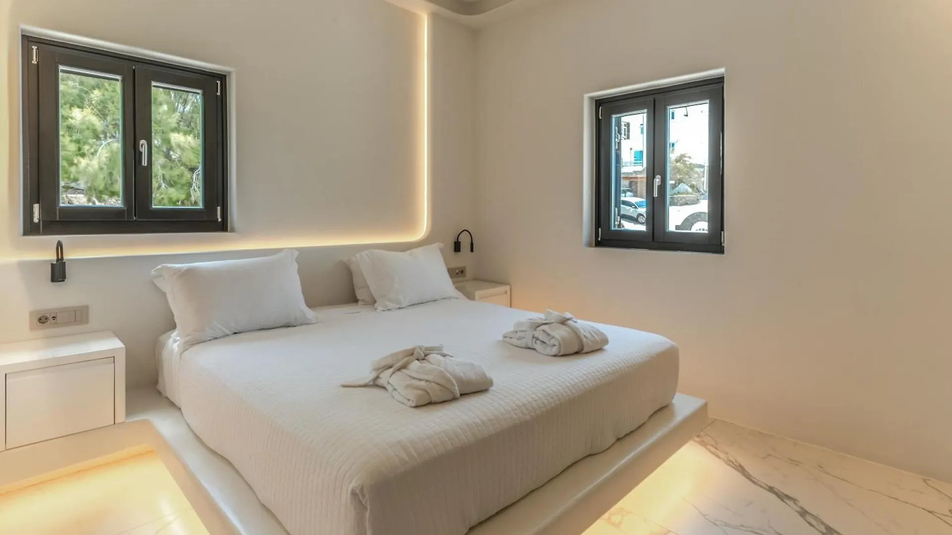 Numi Suites Mykonos Town 0*,