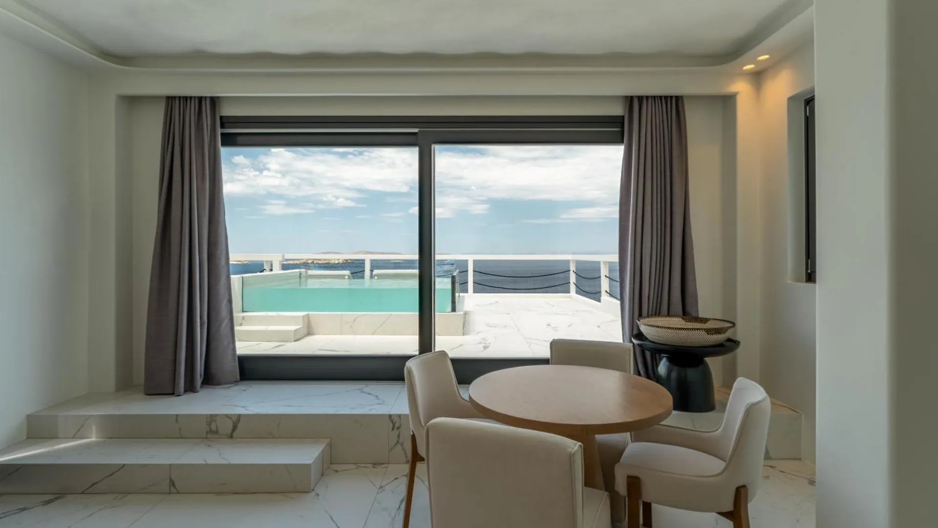 Numi Suites Mykonos Town Apartahotel