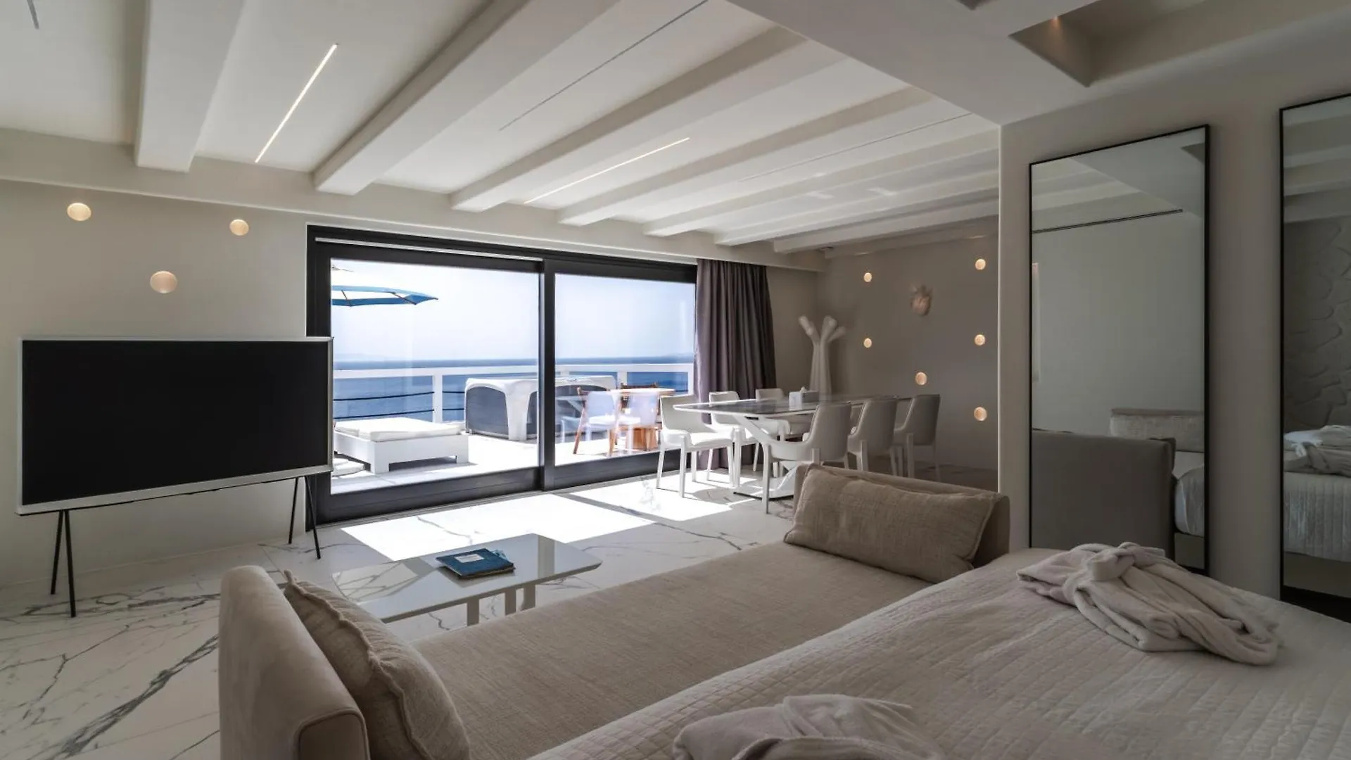 Numi Suites Mykonos Town 0*,  Grekland